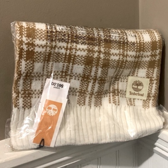 NWT TIMBERLAND Buffalo Plaid Scarf In “Wheat” - OS - Picture 8 of 8